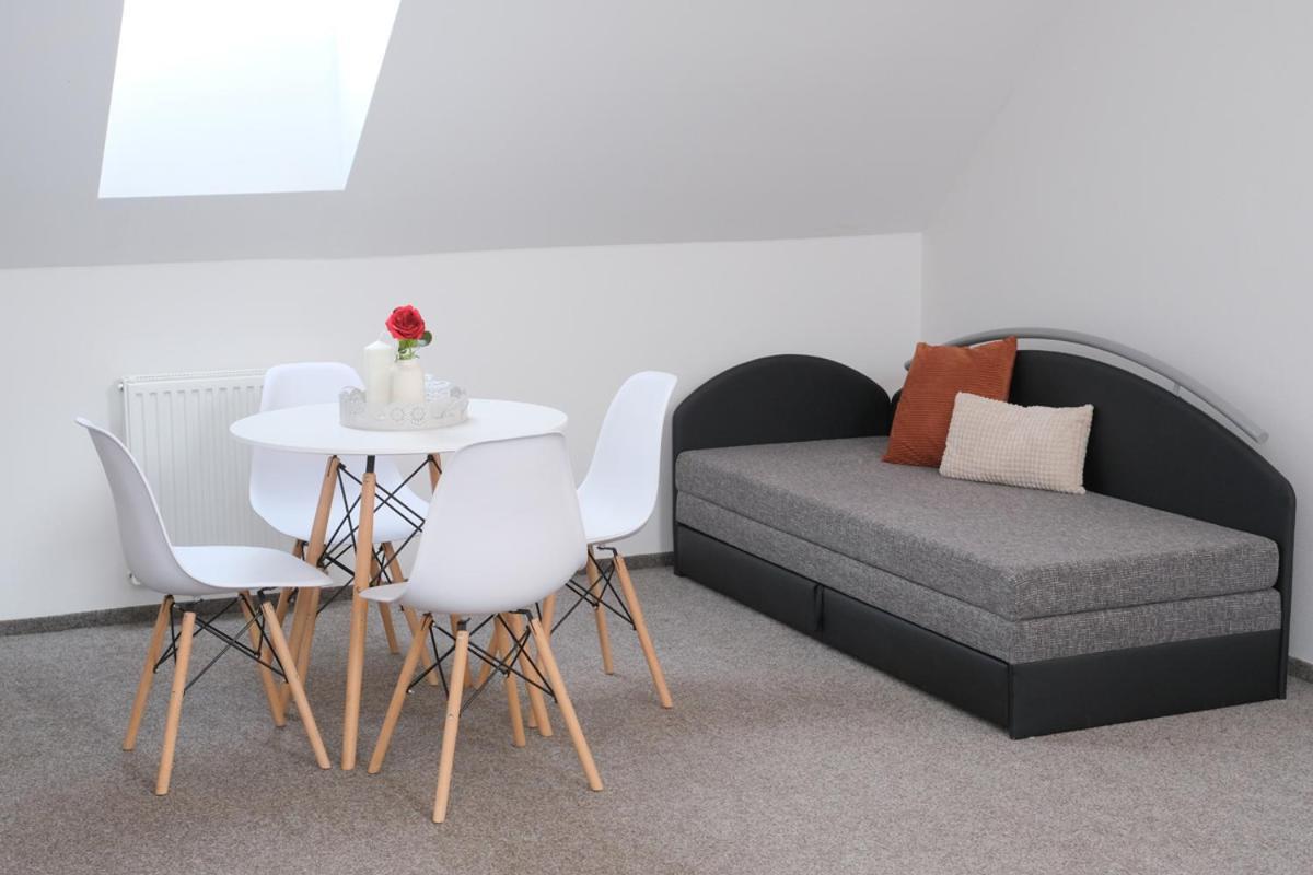 Apartmany Na Kovarne Rajov Zlatá Koruna 외부 사진